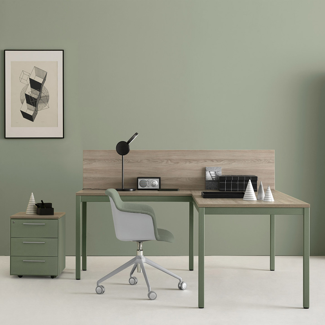 C04 – 5 Scrivania_Operativa_In_Metallo_e_Nobilitato