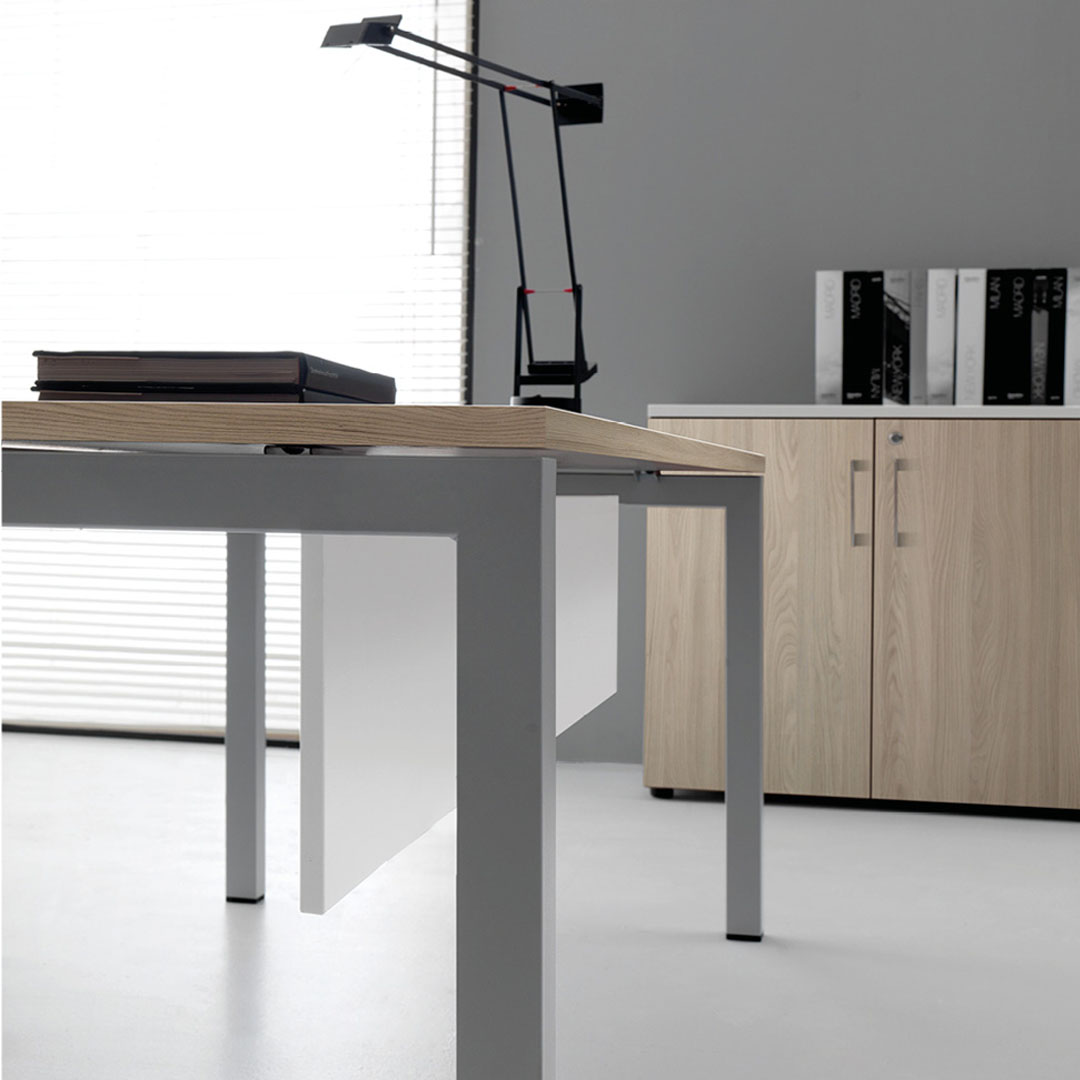 C10 -2 Scrivania_Operativa_Metallica