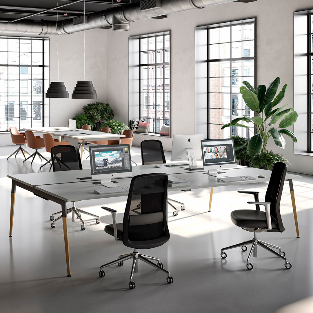 C17 -3 Scrivanie_Operative_Multipostazione_Integrate